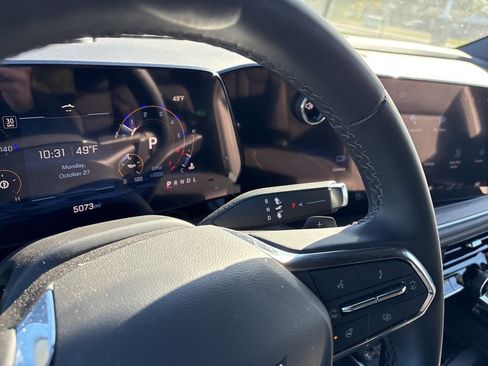 New 2025 Chevrolet Tahoe Premier image 12