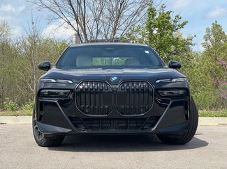 New 2026 BMW 760i xDrive w/ Premium Package AWD/4WD video 2