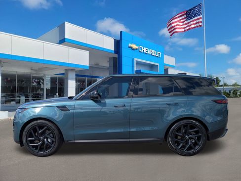 Used 2024 Land Rover Range Rover Sport SE image 7