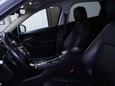 Used 2020 Jaguar F-PACE Premium AWD/4WD image 16