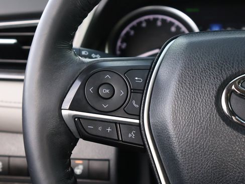 Used 2023 Toyota Camry XLE w/ Cold Weather Package image 14