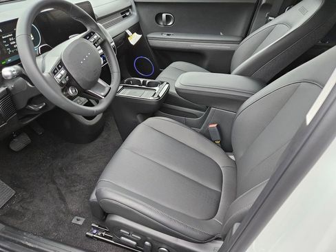 New 2026 Hyundai Ioniq 5 Limited image 8