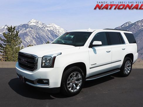Used 2017 GMC Yukon SLT w/ HD Trailering Package AWD/4WD image 1