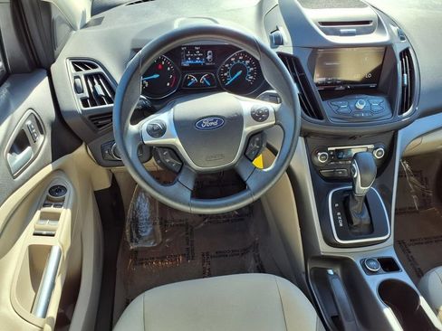 Used 2014 Ford Escape SE w/ Equipment Group 201A AWD/4WD image 9