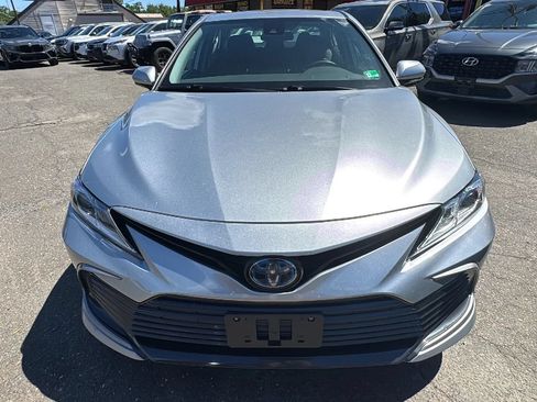 Used 2022 Toyota Camry LE FWD image 2