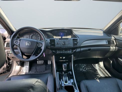 Used 2017 Honda Accord Sport Special Edition image 10