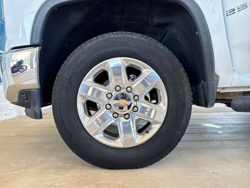 Used 2021 Chevrolet Silverado 2500 LTZ w/ LTZ Premium Package AWD/4WD image 26