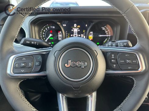 Certified 2025 Jeep Wrangler Unlimited Sahara w/ Safety Group image 24