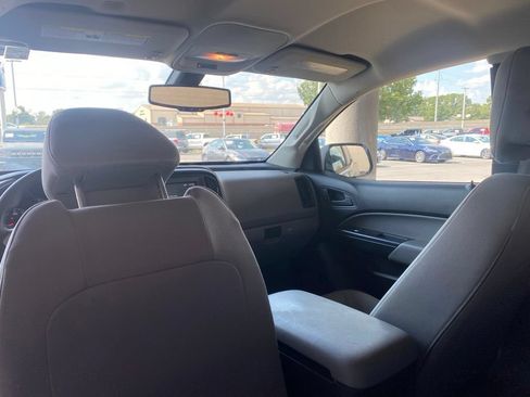 Used 2017 GMC Canyon W/T w/ Convenience Package RWD image 30