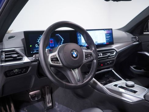 Used 2023 BMW 330i Sedan w/ M Sport Package RWD image 6