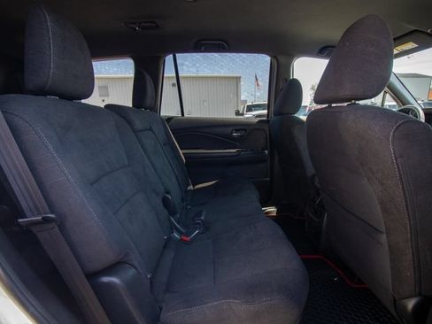 Used 2022 Honda Pilot Sport image 13