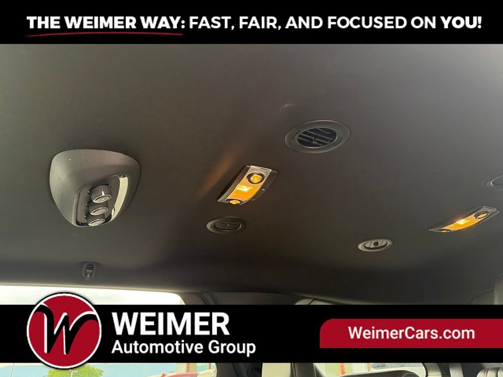 Used 2024 Dodge Durango GT AWD/4WD image 17