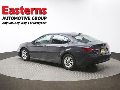 Used 2025 Toyota Camry LE FWD image 62