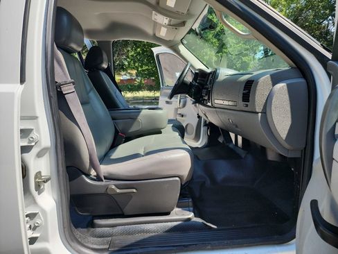 Used 2014 Chevrolet Silverado 2500 W/T RWD image 30