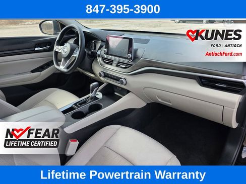 Used 2025 Nissan Altima 2.5 SV image 29