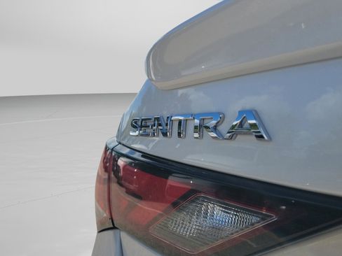 New 2025 Nissan Sentra SR image 7