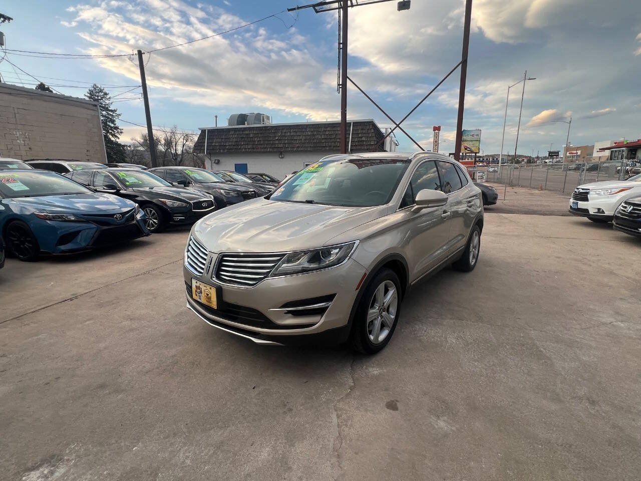 Used 2015 Lincoln MKC AWD image 3