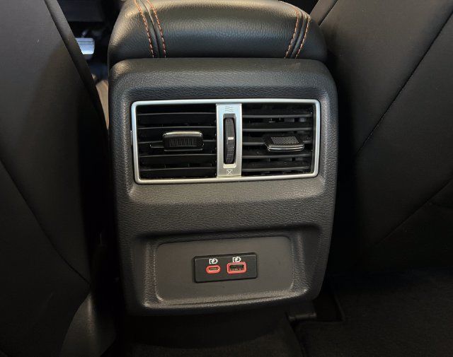 Used 2022 Nissan Maxima SR w/ Sport Mat Group FWD image 35
