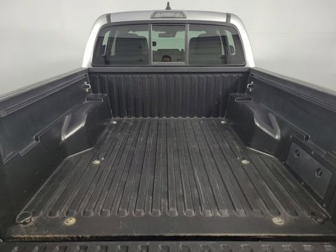 Used 2022 Toyota Tacoma SR w/ SR Convenience Package RWD image 26