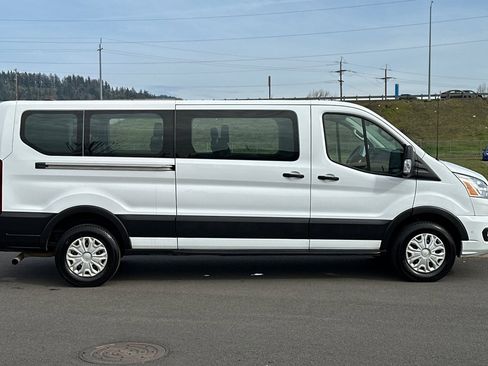 Used 2021 Ford Transit 350 XLT image 2