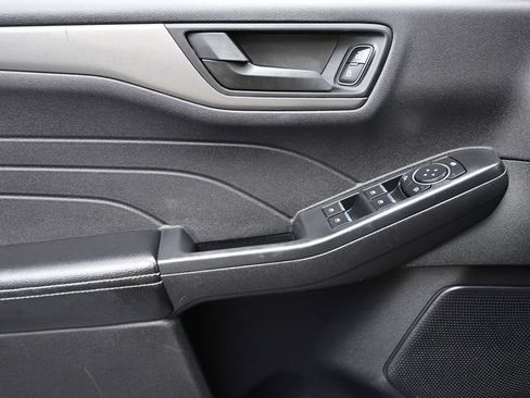 Used 2023 Ford Escape Active w/ Tech Pack #1 FWD image 9