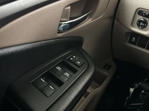 Used 2017 Honda Pilot EX-L image 16