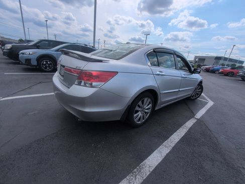 Used 2011 Honda Accord EX-L image 14