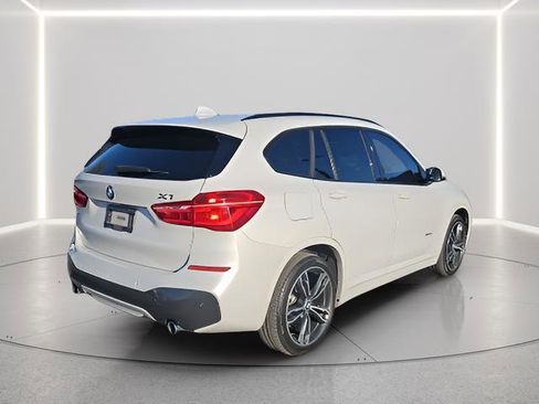 Used 2017 BMW X1 xDrive28i AWD/4WD image 5