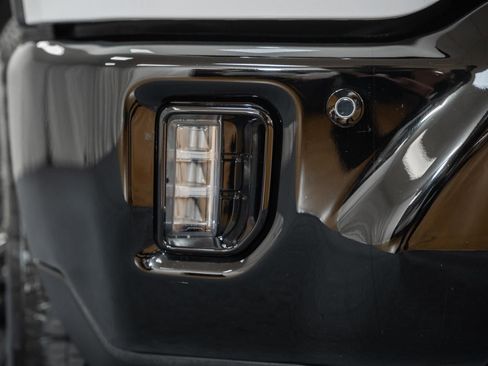 Used 2025 Chevrolet Silverado 2500 LT w/ Trail Boss Package image 10