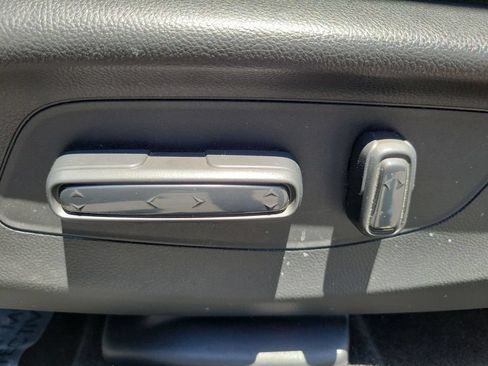 Used 2025 Honda HR-V EX-L image 17
