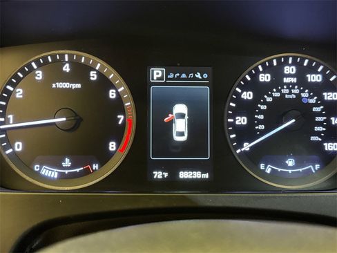 Used 2015 Hyundai Sonata Limited w/ Option Group 06 image 36