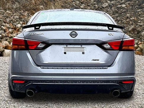 Used 2022 Nissan Altima 2.5 SV w/ SV Premium Package AWD/4WD image 4