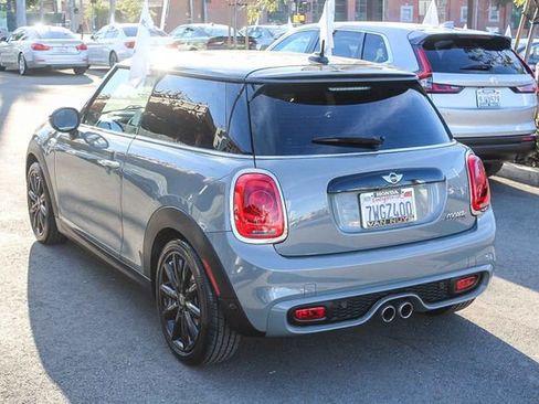 Used 2017 MINI Cooper S image 7