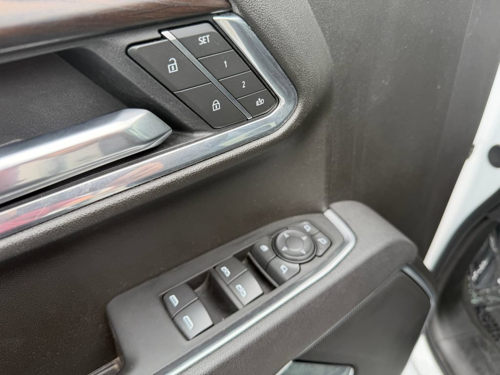 Used 2025 GMC Sierra 1500 SLT AWD/4WD image 20