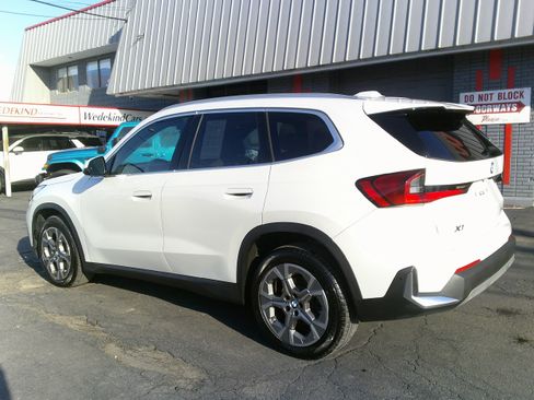 Used 2023 BMW X1 xDrive28i image 5