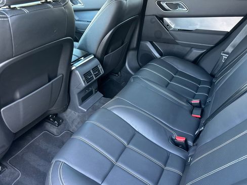 Used 2023 Land Rover Range Rover Velar R-Dynamic S image 15