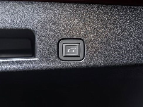 New 2026 Chevrolet Traverse LT w/ LPO, Floor Liner Package image 10