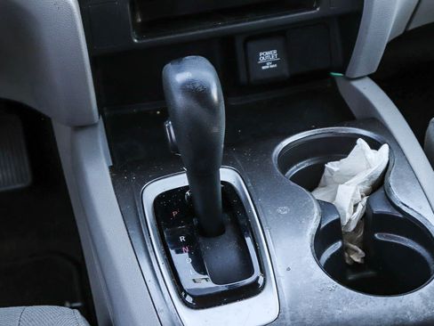Used 2018 Honda Pilot LX image 27