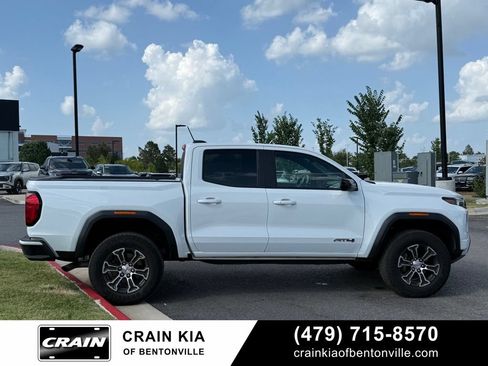 Used 2024 GMC Canyon AT4 AWD/4WD image 8