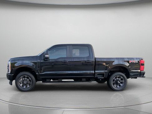 Certified 2024 Ford F250 XL w/ STX Appearance Package AWD/4WD image 16