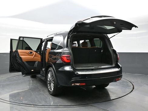 Used 2021 INFINITI QX80 Sensory w/ Cargo Package image 40