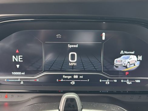 Used 2024 GMC Yukon Denali Ultimate image 21