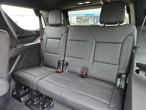 Used 2024 Chevrolet Tahoe LT w/ LT Signature Package RWD image 45