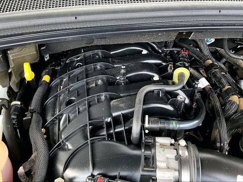 Used 2022 Jeep Grand Cherokee L Limited image 35