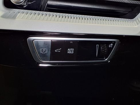 New 2026 Cadillac Optiq Sport 1 image 16