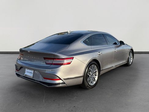 Used 2025 Genesis G80 2.5T image 5