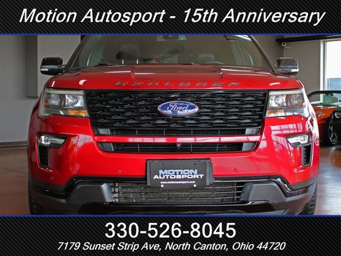 Used 2019 Ford Explorer Sport w/ Equipment Group 401A AWD/4WD image 3