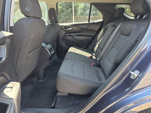 Used 2018 Chevrolet Equinox LT w/ Sun & Infotainment Package AWD/4WD image 17