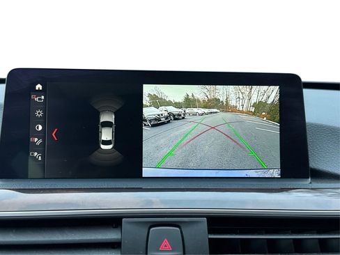 Used 2018 BMW 320i xDrive Sedan w/ Convenience Package image 27