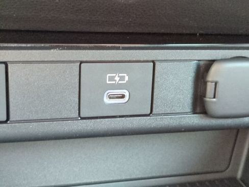 Certified 2026 Toyota Prius Plug-In Hybrid FWD image 21